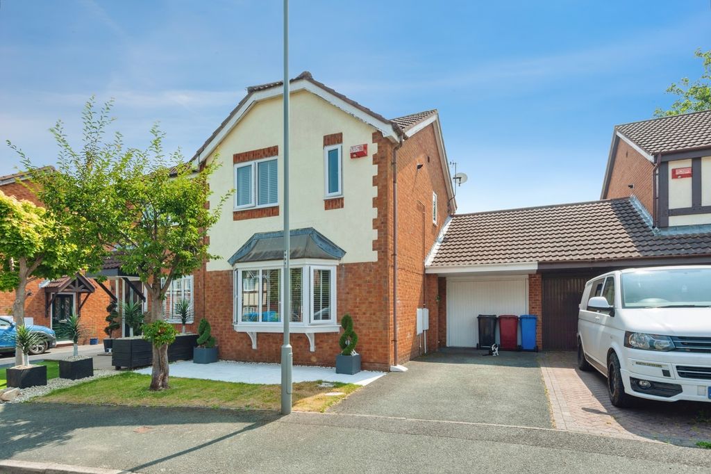 Property photo 1 of 19 Pbox-Img.Jpg