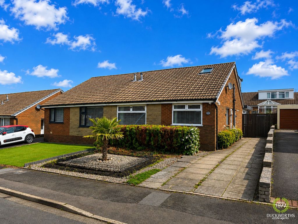 Property photo 1 of 30