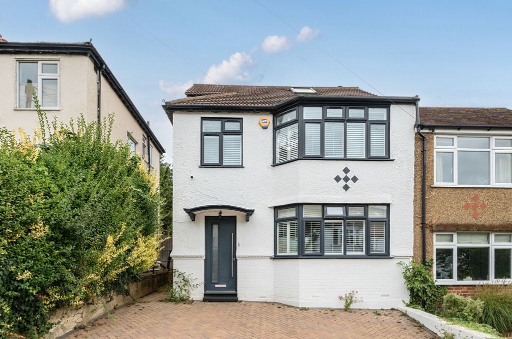 Property photo 1 of 21 1347707-2-68B70Eb...