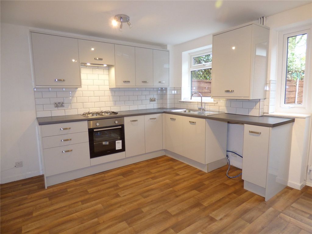 Property photo 2 of 16 Kitchen