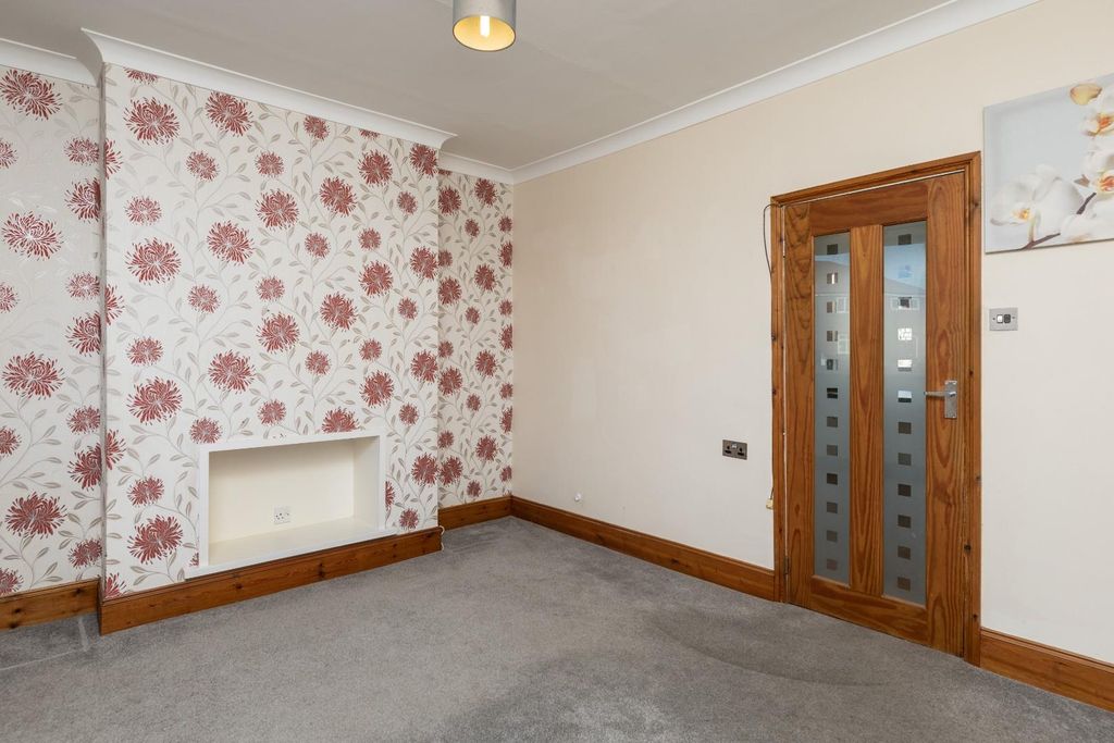 Property photo 3 of 16 Img_5984.Jpg