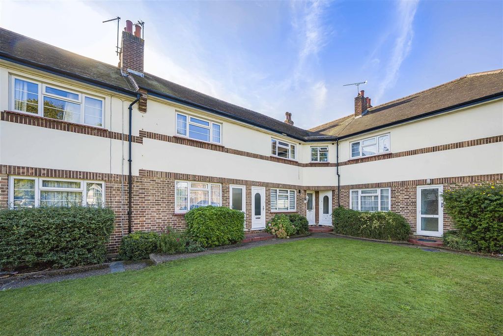 Property photo 1 of 8 1