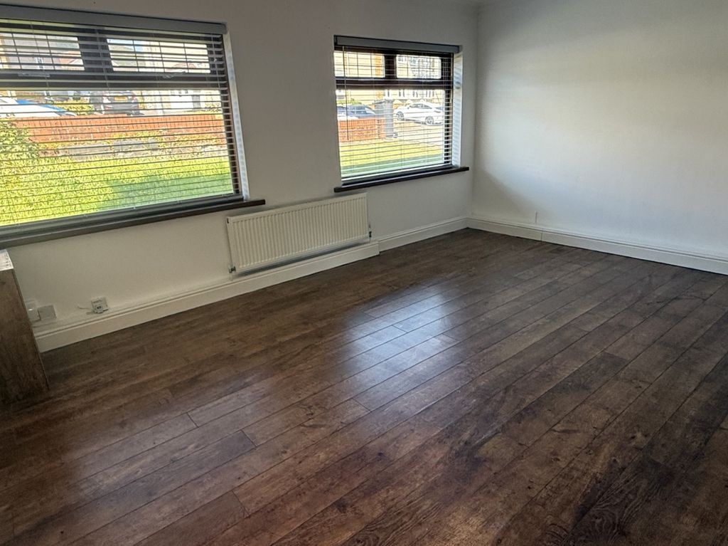 Property photo 2 of 10 Not Specified