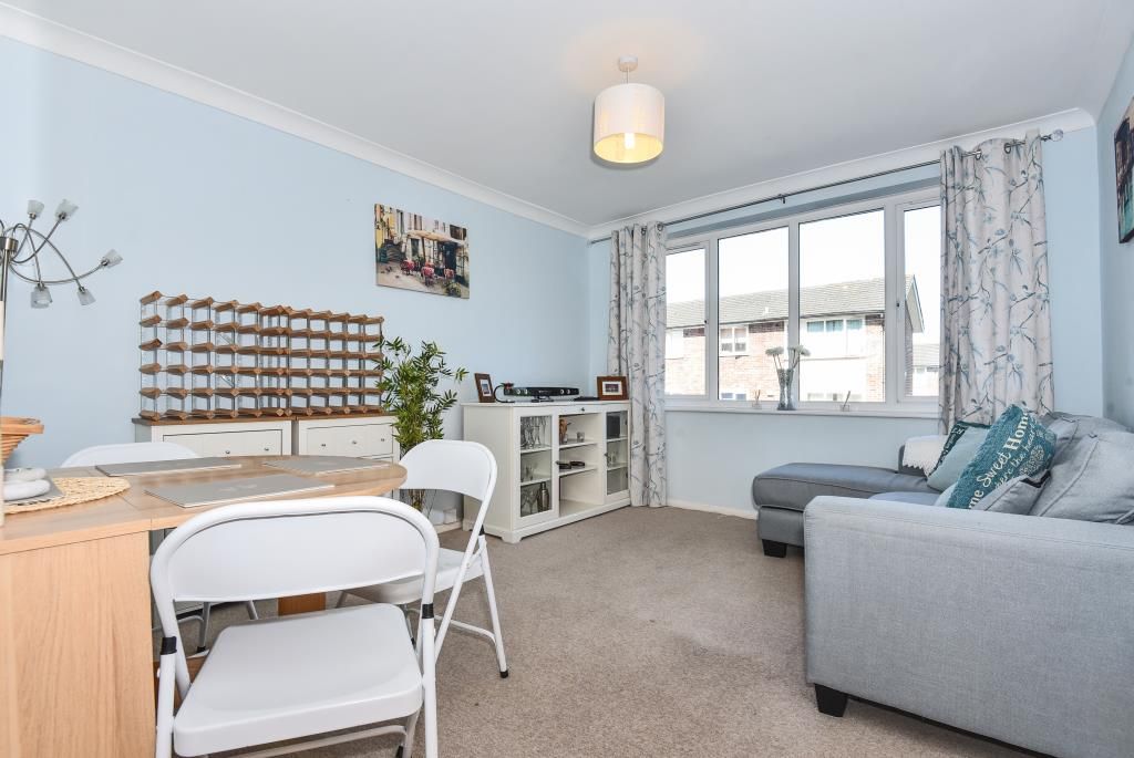 Property photo 3 of 9 Reception