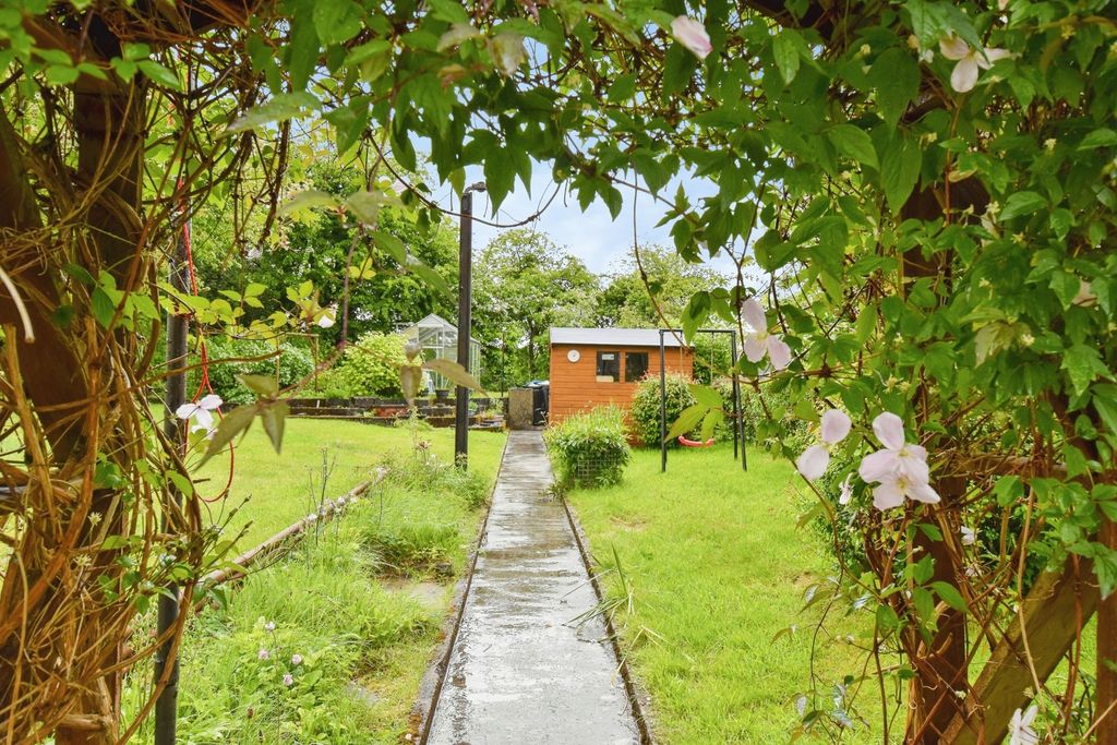 Property photo 3 of 20 Pbox-Img.Jpg