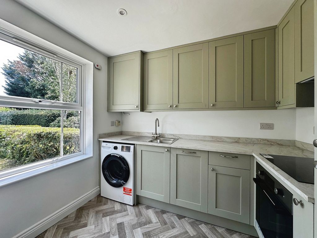 Property photo 2 of 10 Pbox-Img.Jpg