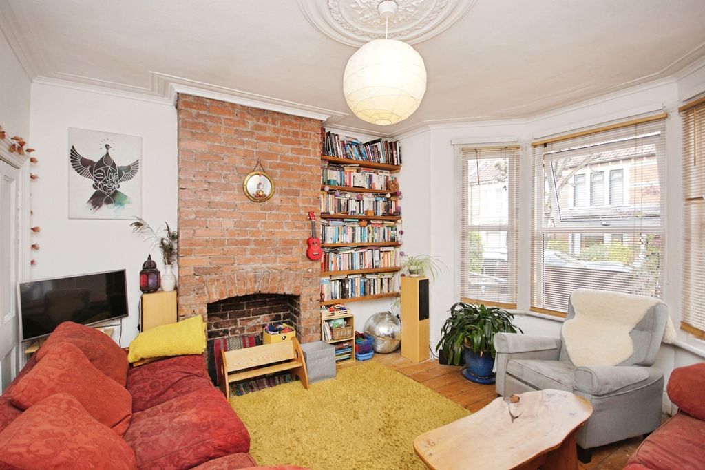 Property photo 2 of 18 Photo