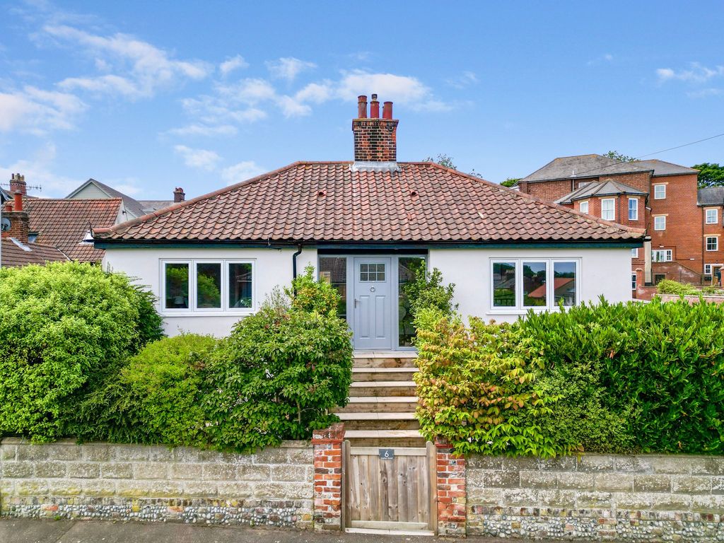 Property photo 1 of 36
