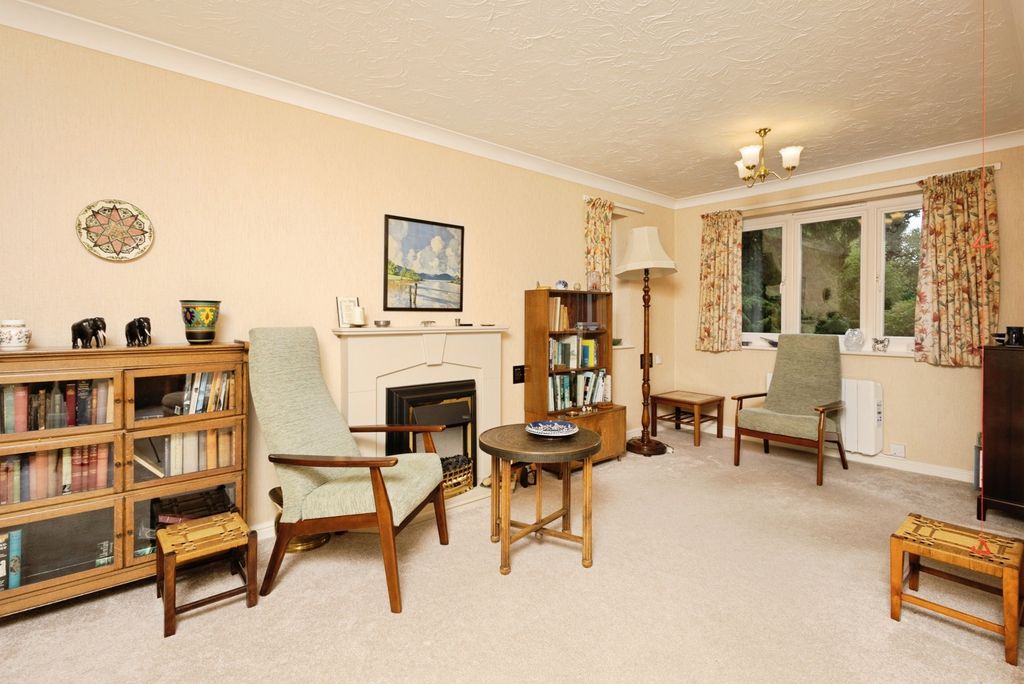Property photo 3 of 13 Living Room