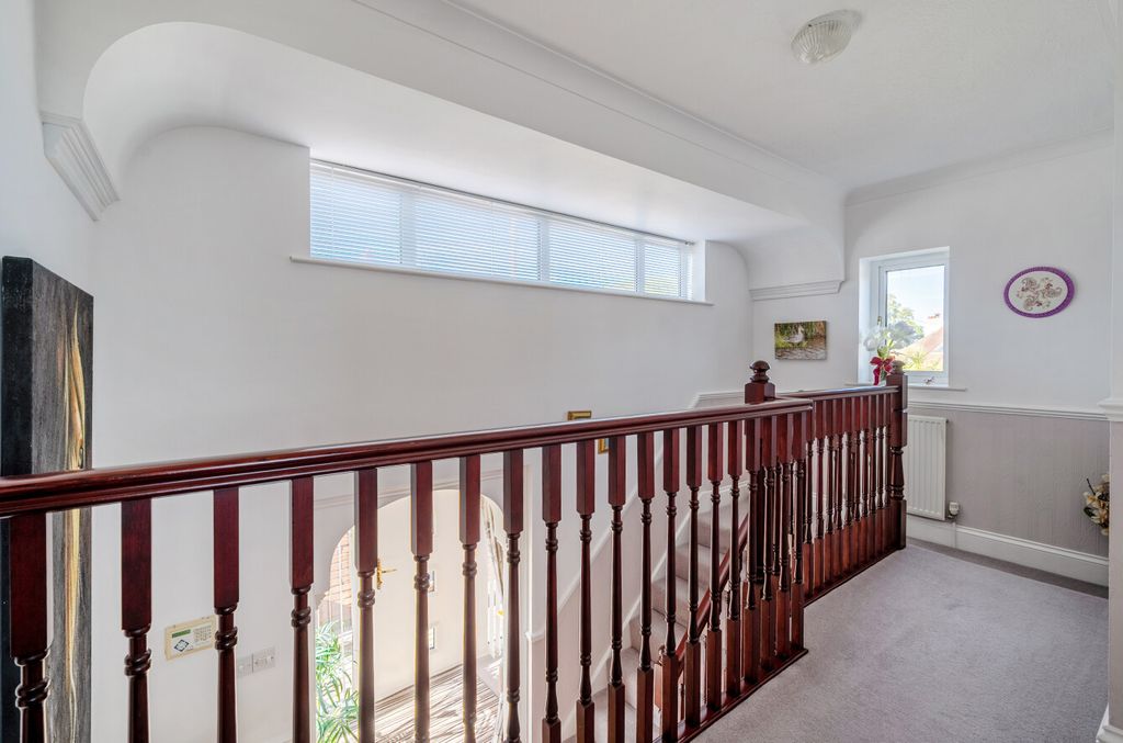Additional image 18 of 4 bed detached house for saleBarcombe Heights, Preston, Paignton, Devon TQ3