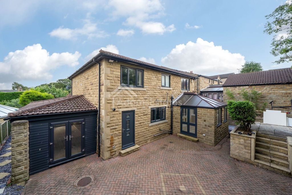 Additional image 21 of 4 bed detached house for saleFrank Lane, Dewsbury WF12