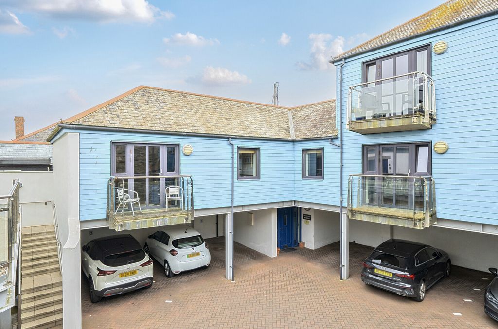 Property photo 1 of 21 1317926-2-6863Fdb...