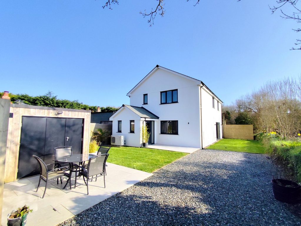 Property photo 1 of 23