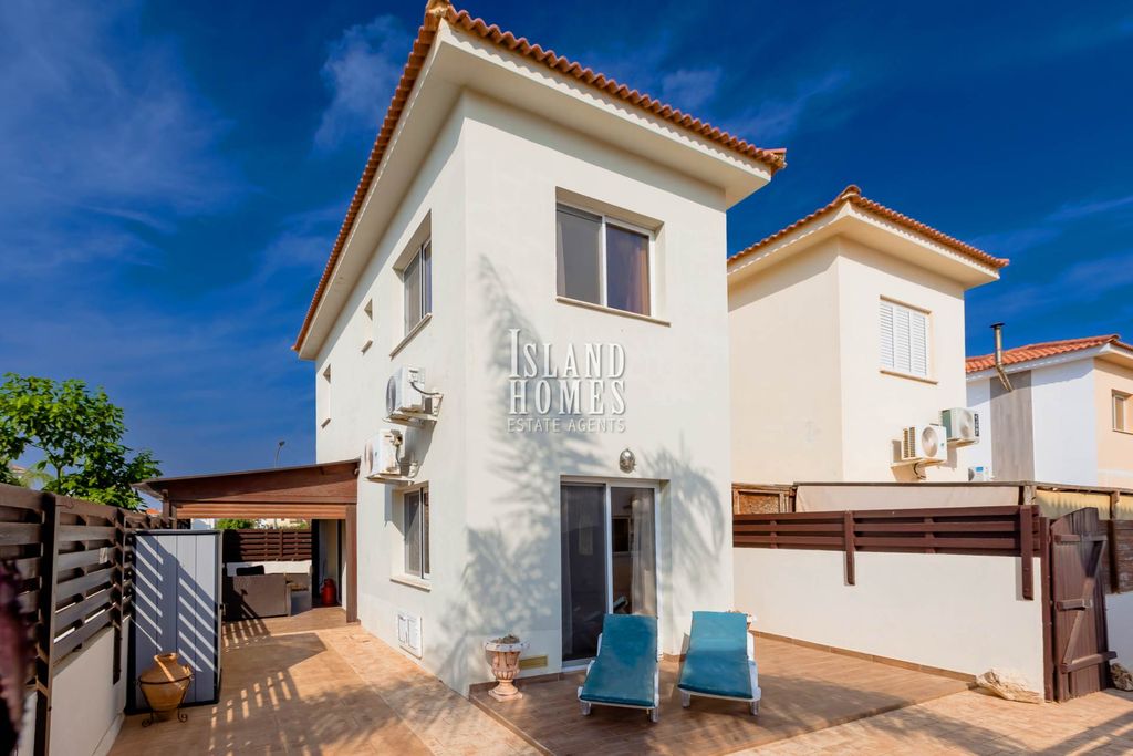 Property photo 1 of 26