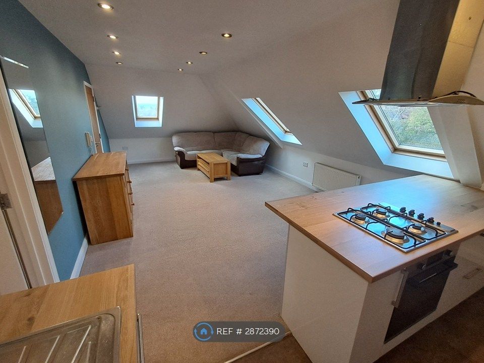 Property photo 3 of 10 Living Area