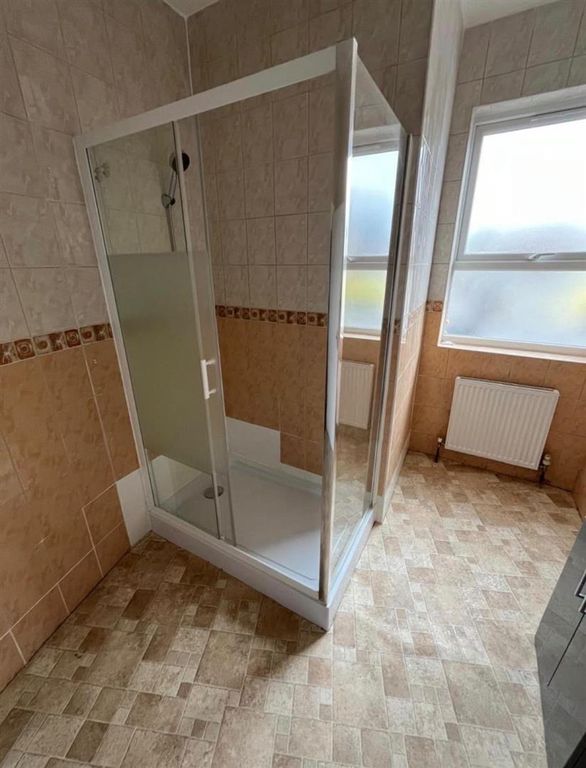 Property photo 2 of 13 4Cbb8124-731E-446B-A026-9Fb33Eee0Db9.Jpg