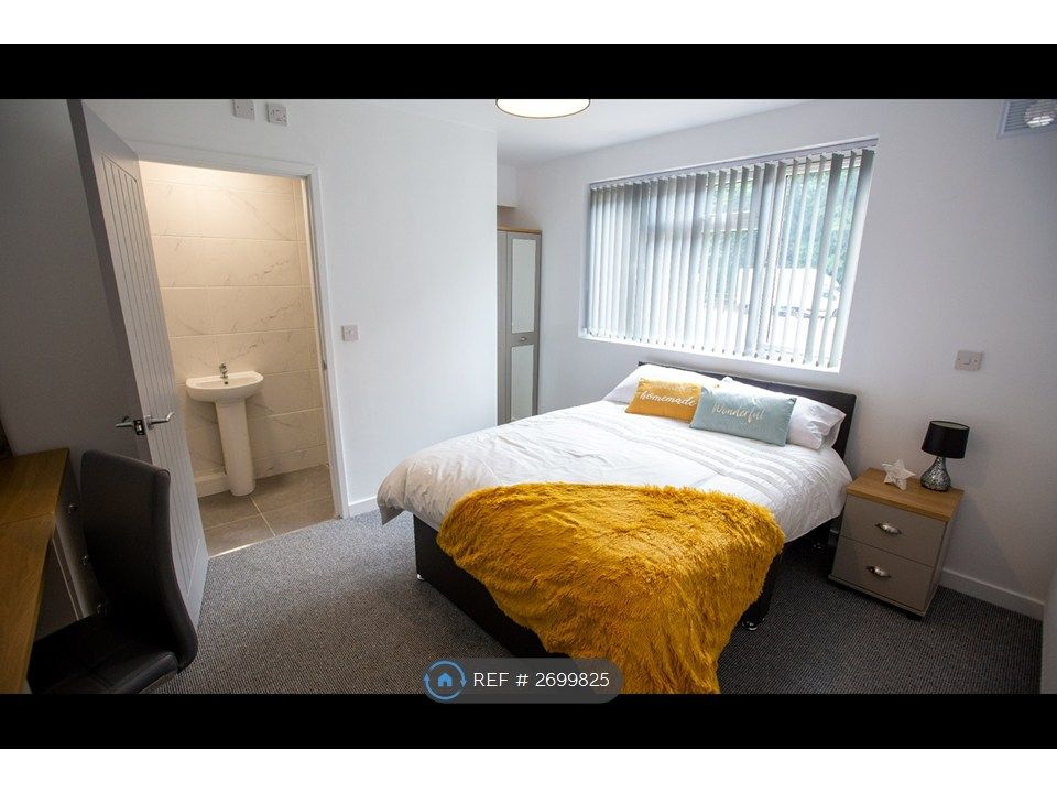 Property photo 1 of 29 Bedroom3