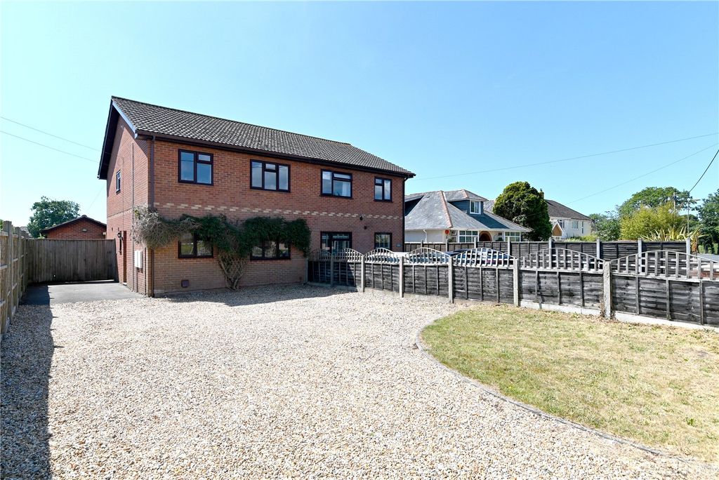 Property photo 1 of 15 Picture No. 03