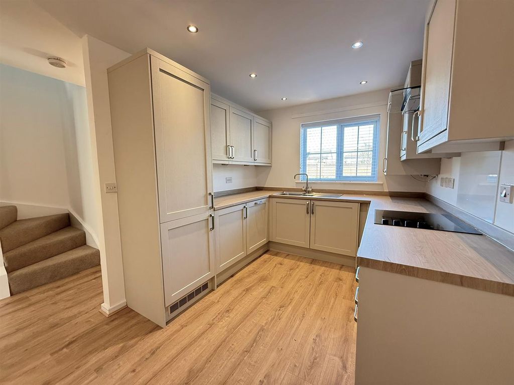 Property photo 2 of 15 Kitchen.1.Jpg