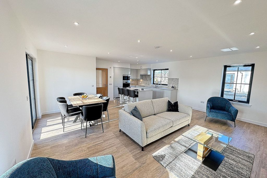 Property photo 3 of 29 Open Plan Lounge/Kitchen/Dining