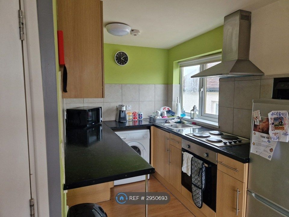 Property photo 3 of 5