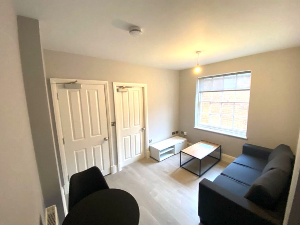 Property photo 3 of 10 Cb36B1E2-0B1d-45d2-99Ed-Bd4F9626B461