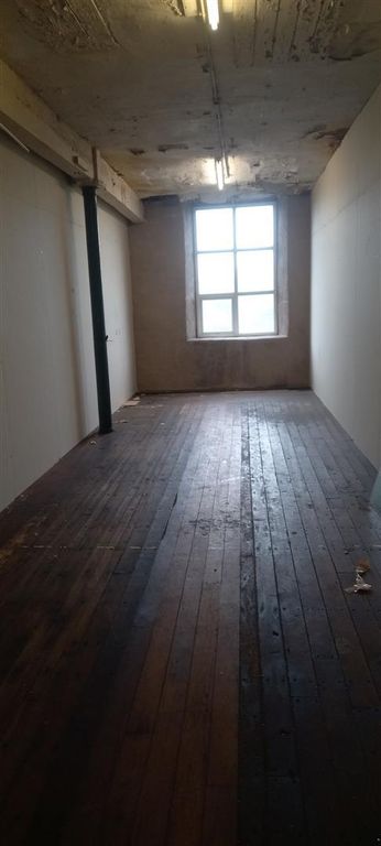 Property photo 1 of 2 Eefqlacuq02Aadx2W6T4Lw (1).Jpg