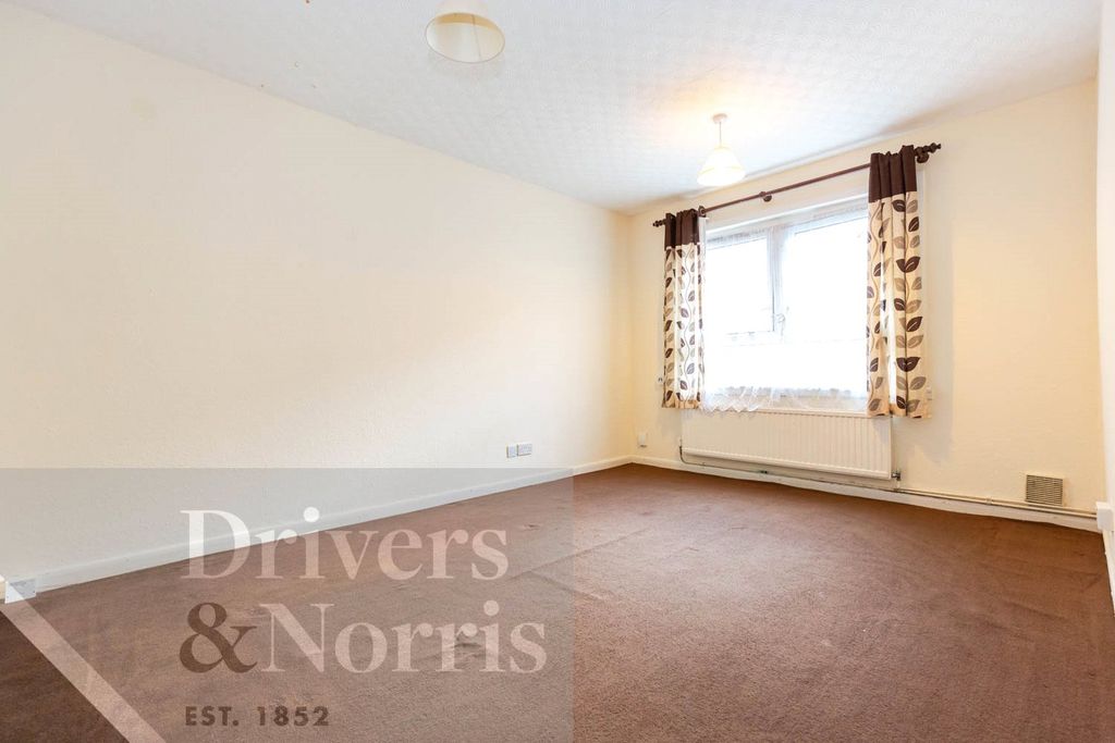 Property photo 2 of 10 Picture No. 04