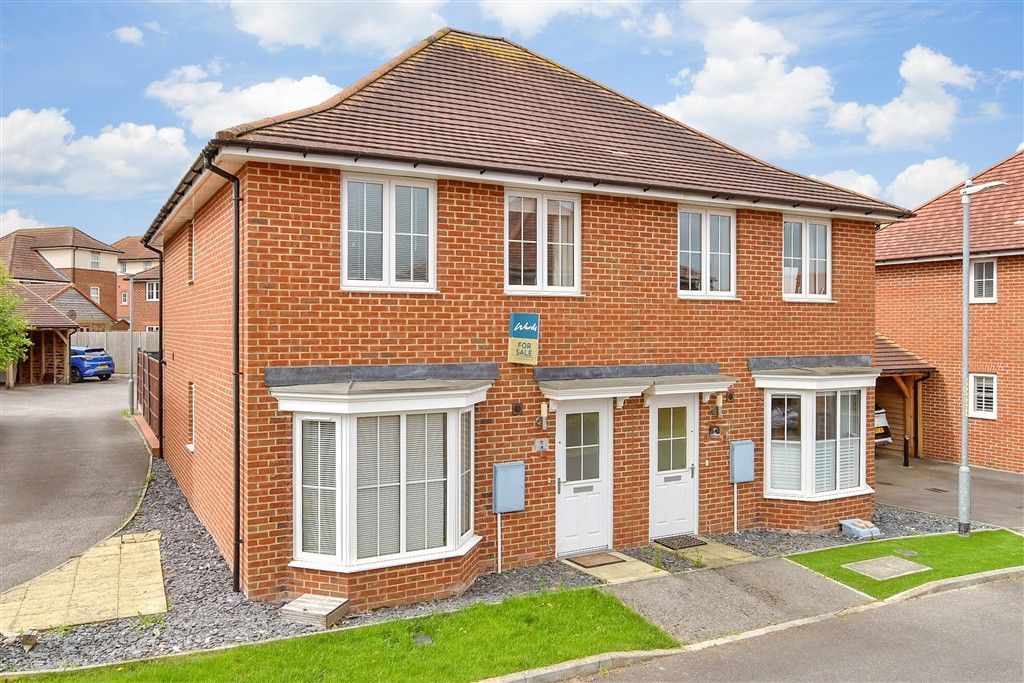 Property photo 2 of 10 External (Web)