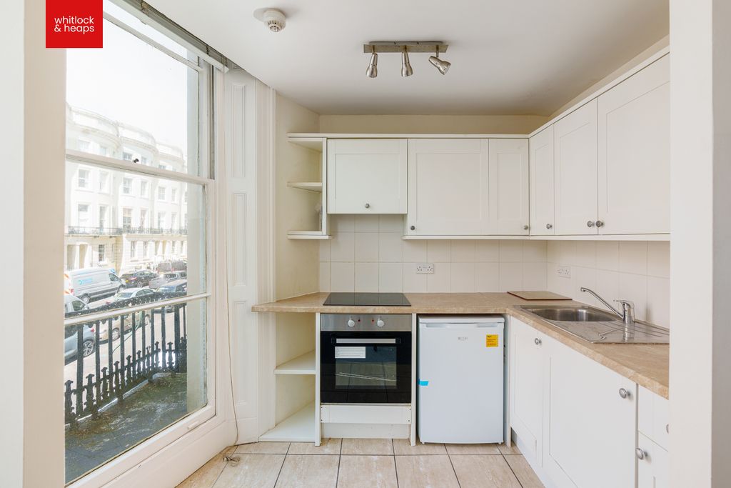 Property photo 2 of 9 Kit