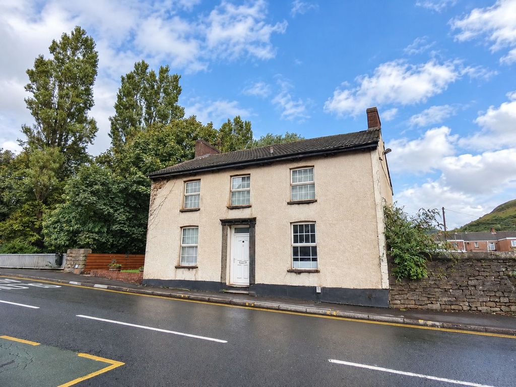 Property photo 1 of 1
