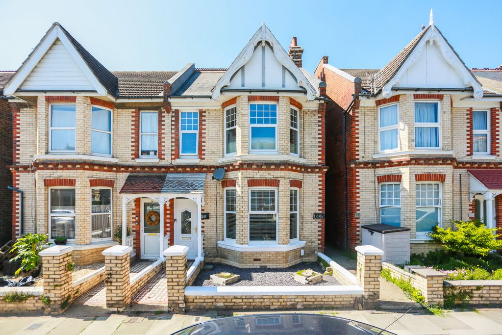 Property photo 1 of 14 296A6047
