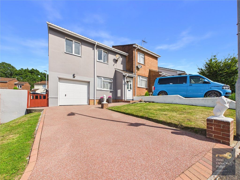 Property photo 1 of 16 Picture No. 17