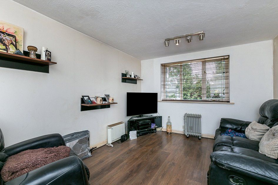 Property photo 2 of 8 Picture No. 07