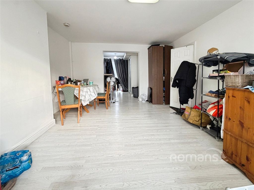 Property photo 3 of 14 Picture No. 13