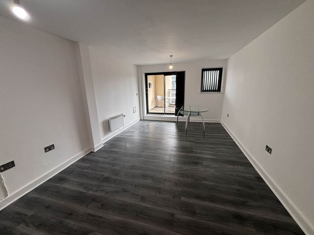 Property photo 3 of 11 Img_4196