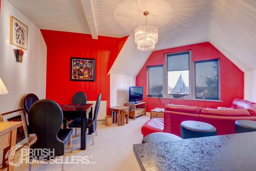 Property photo 2 of 9 Picture No. 03