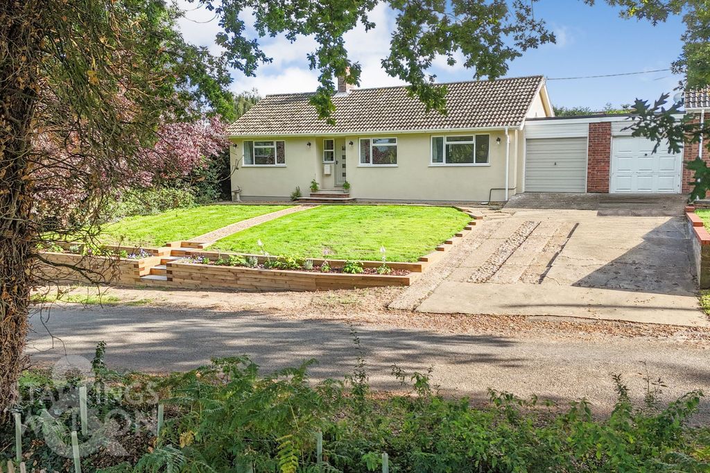 Property photo 1 of 28