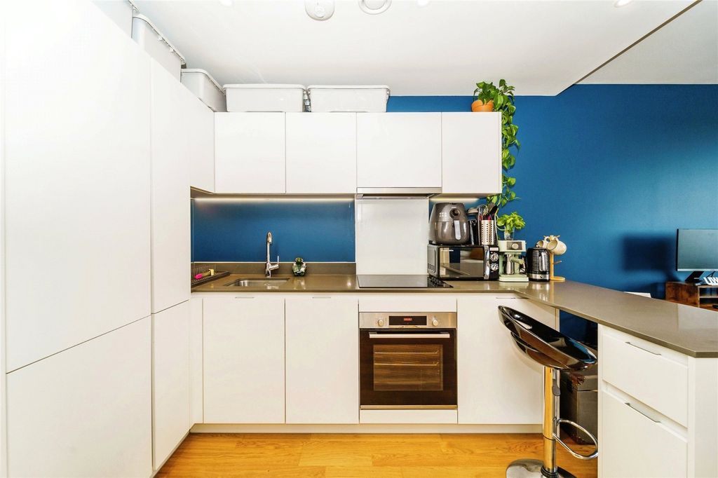 Property photo 2 of 15 Picture No. 09