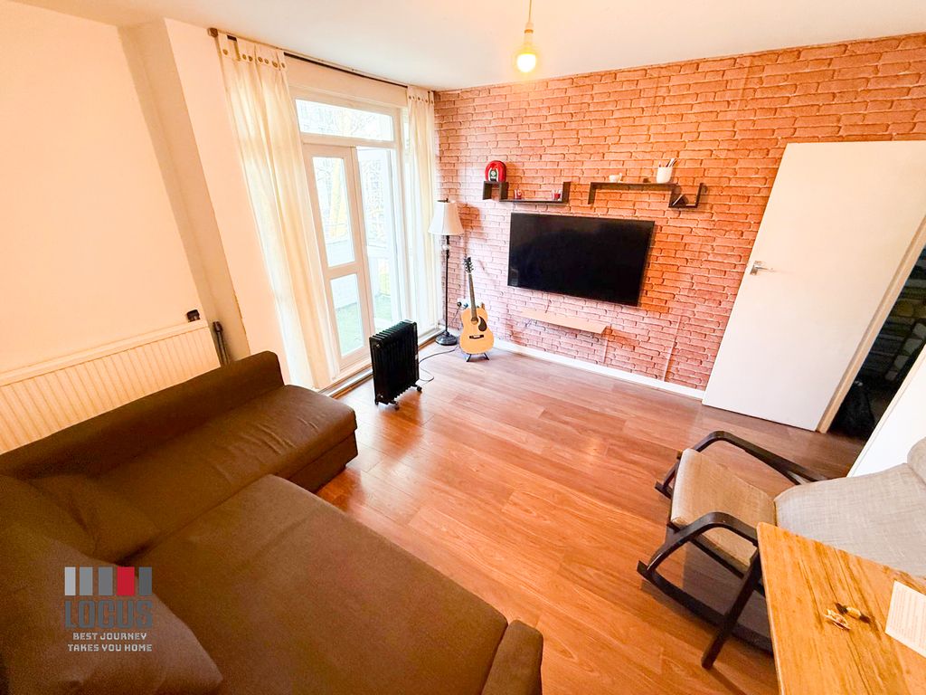 Property photo 2 of 10 Photo 9