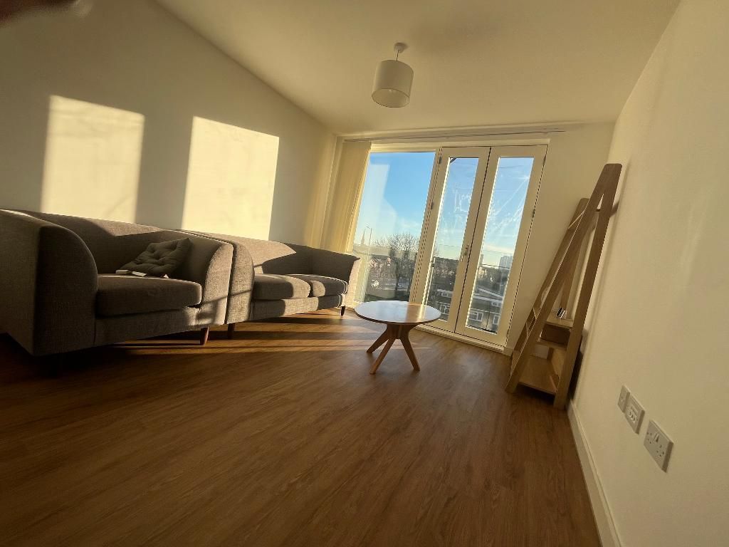 Property photo 1 of 6