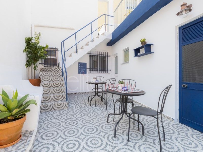 Property photo 2 of 30