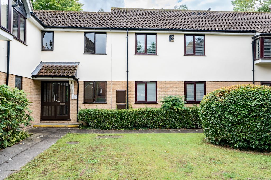 Property photo 1 of 11