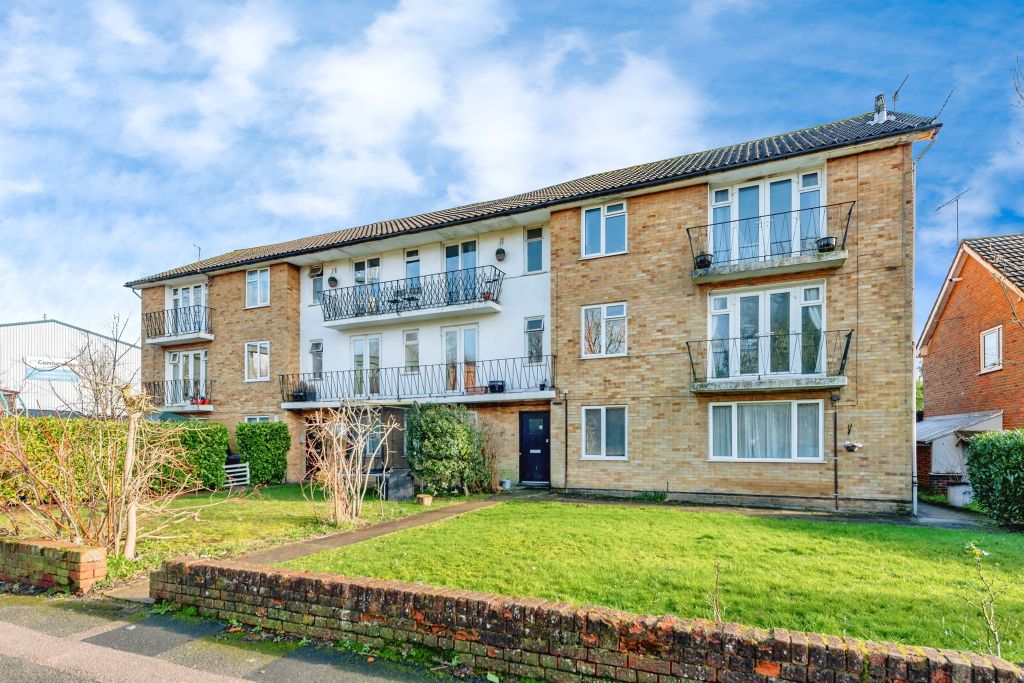 Property photo 1 of 14