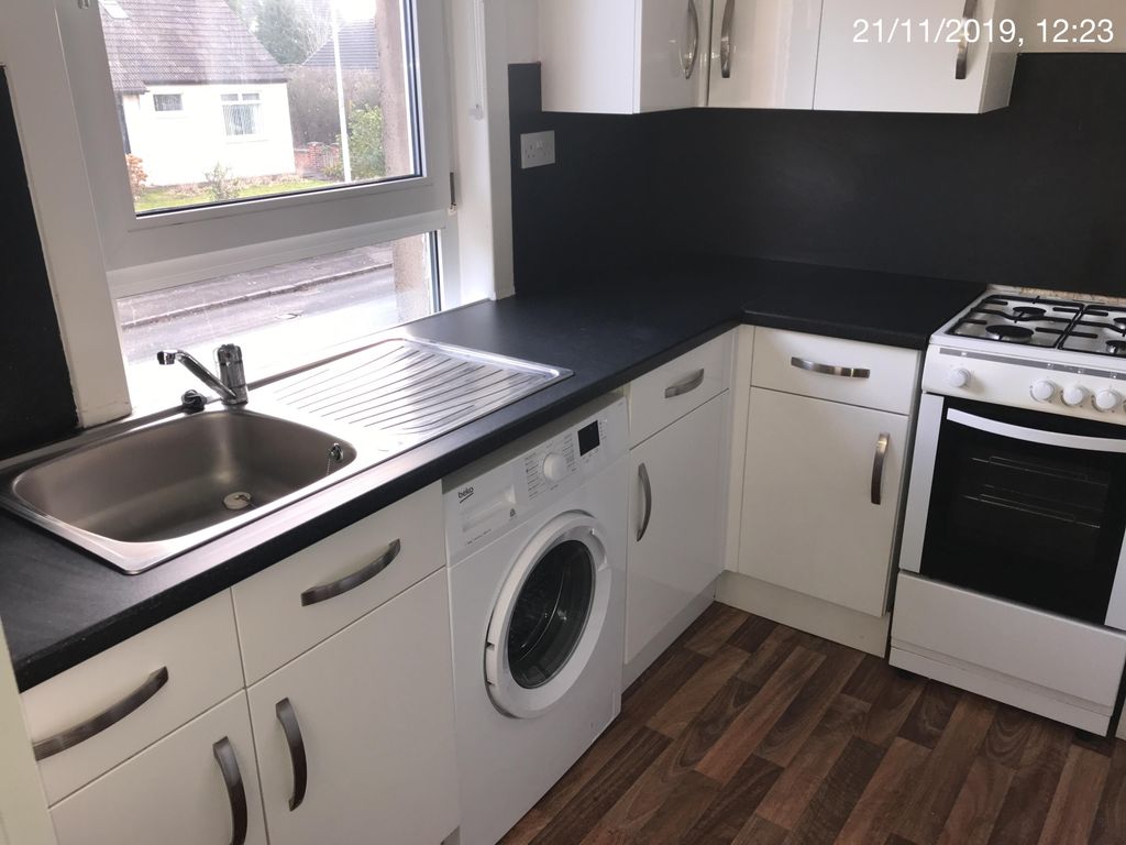 Property photo 2 of 3