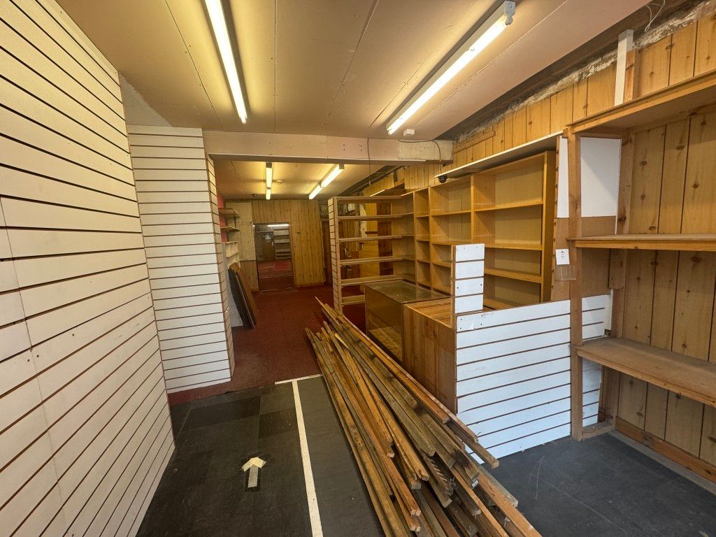 Property photo 2 of 11 Retail Area