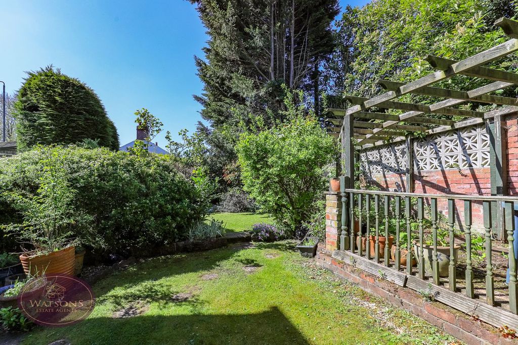 Property photo 2 of 21