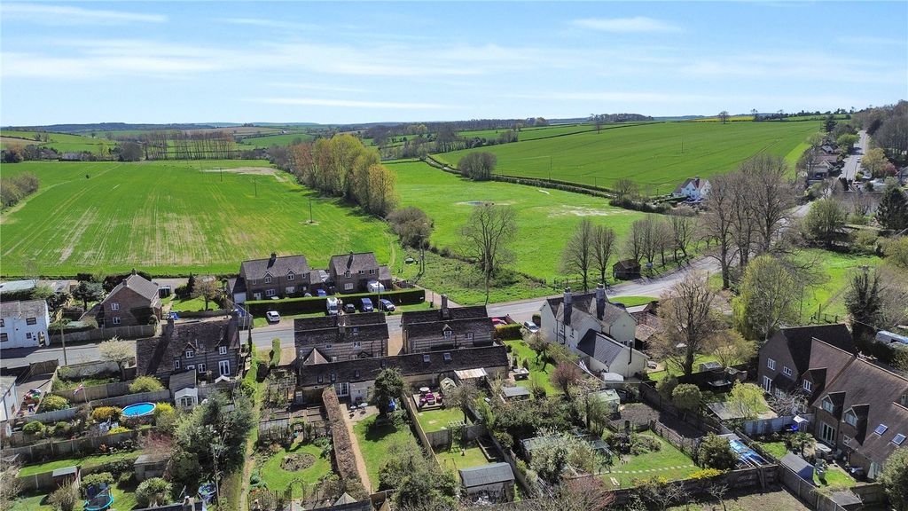 Property photo 3 of 29 Picture No. 24