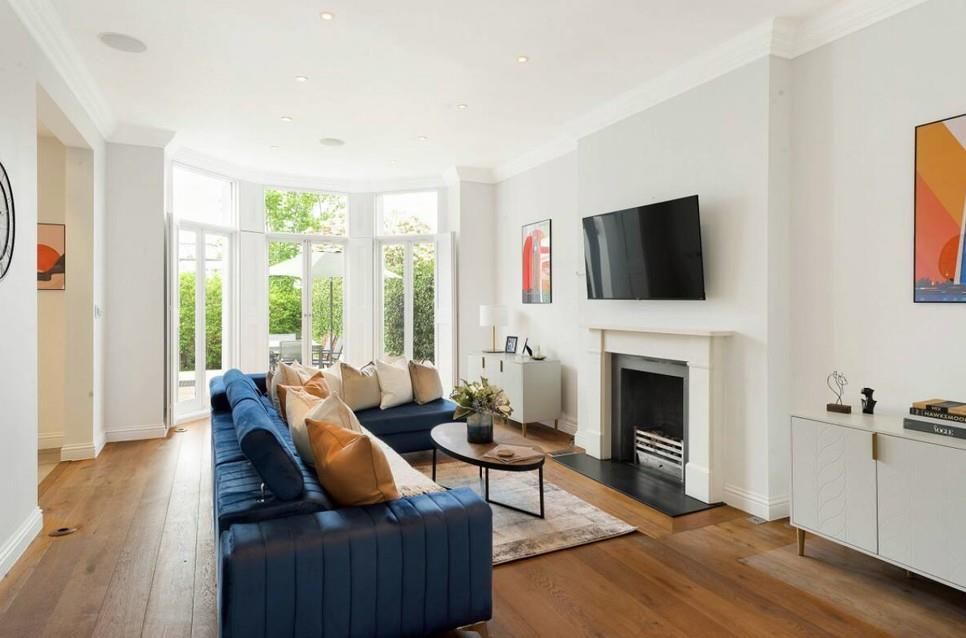 Property photo 3 of 14 3.Jpg