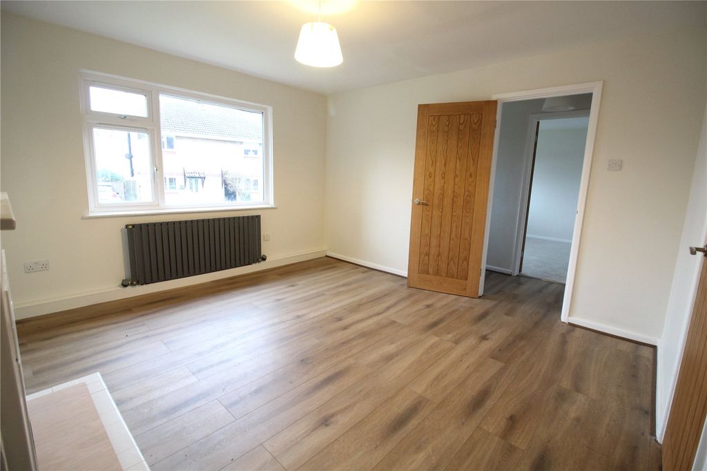Property photo 3 of 12 Picture No. 12
